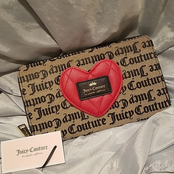 Juicy Couture zip around heart breaker wallet - Picture 1 of 4